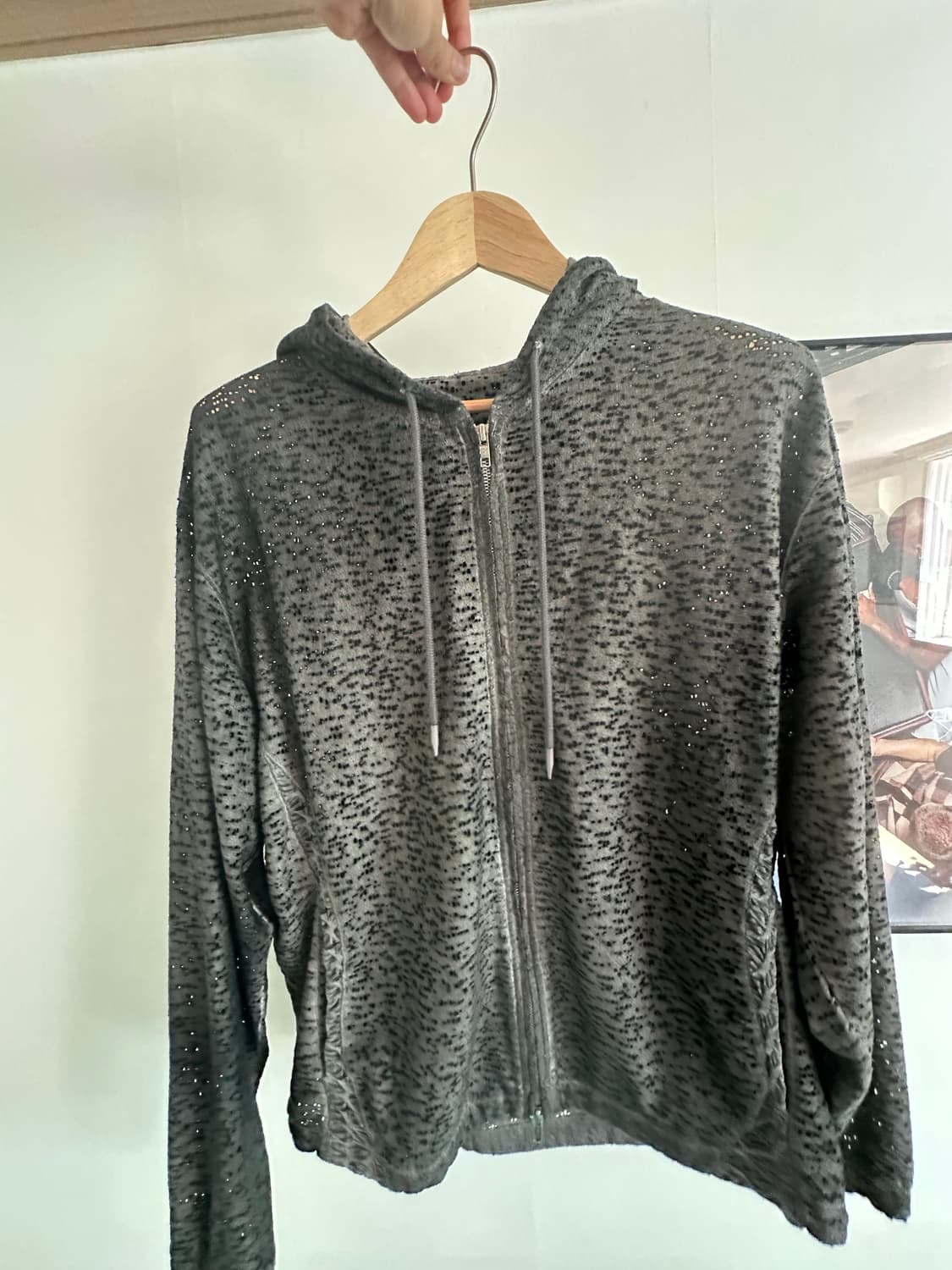 Xlim Ep.5 Synopsis 01 Zip Up Sand Beige