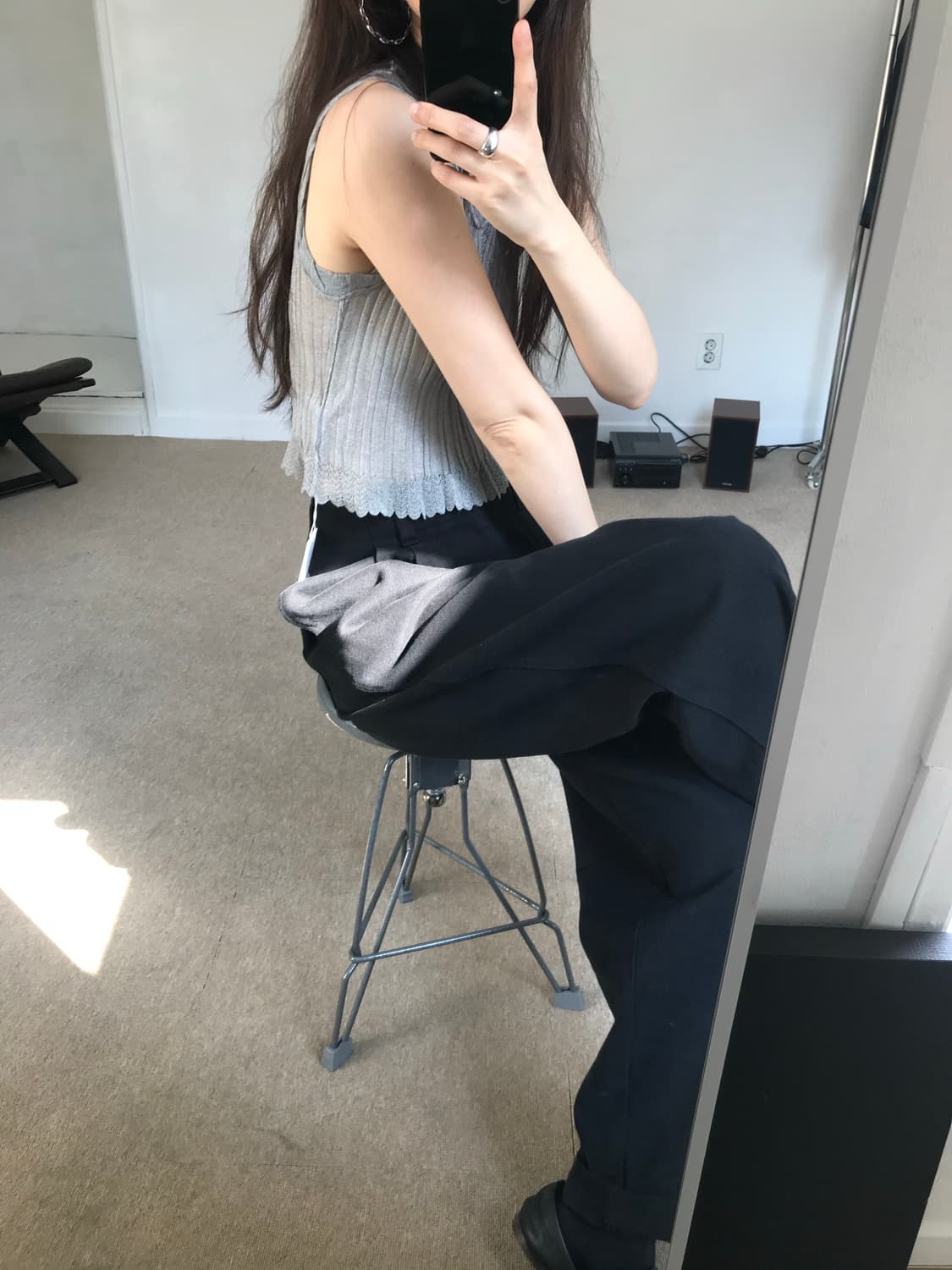 【美品】PERVERZE Tiny rib cropped vest セール】Tiny Rib Cropped Vest（ベスト）｜PERVERZE