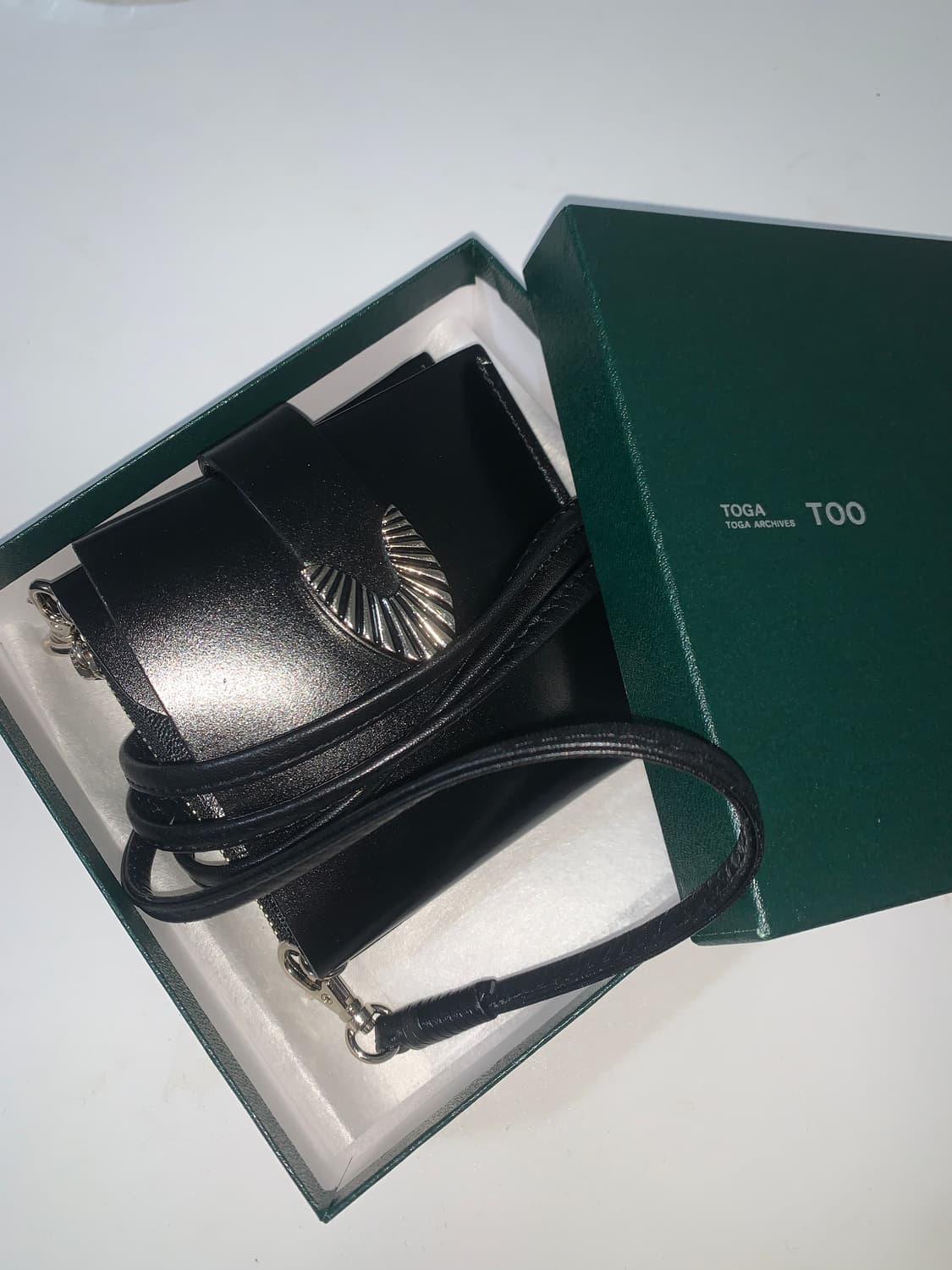 TOGA Leather shoulder wallet | 후루츠패밀리