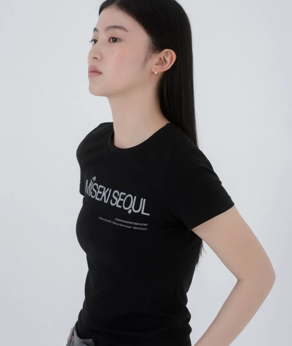 새상품) 미세키서울 logo short sleeves 반팔 블랙 | 후루츠패밀리