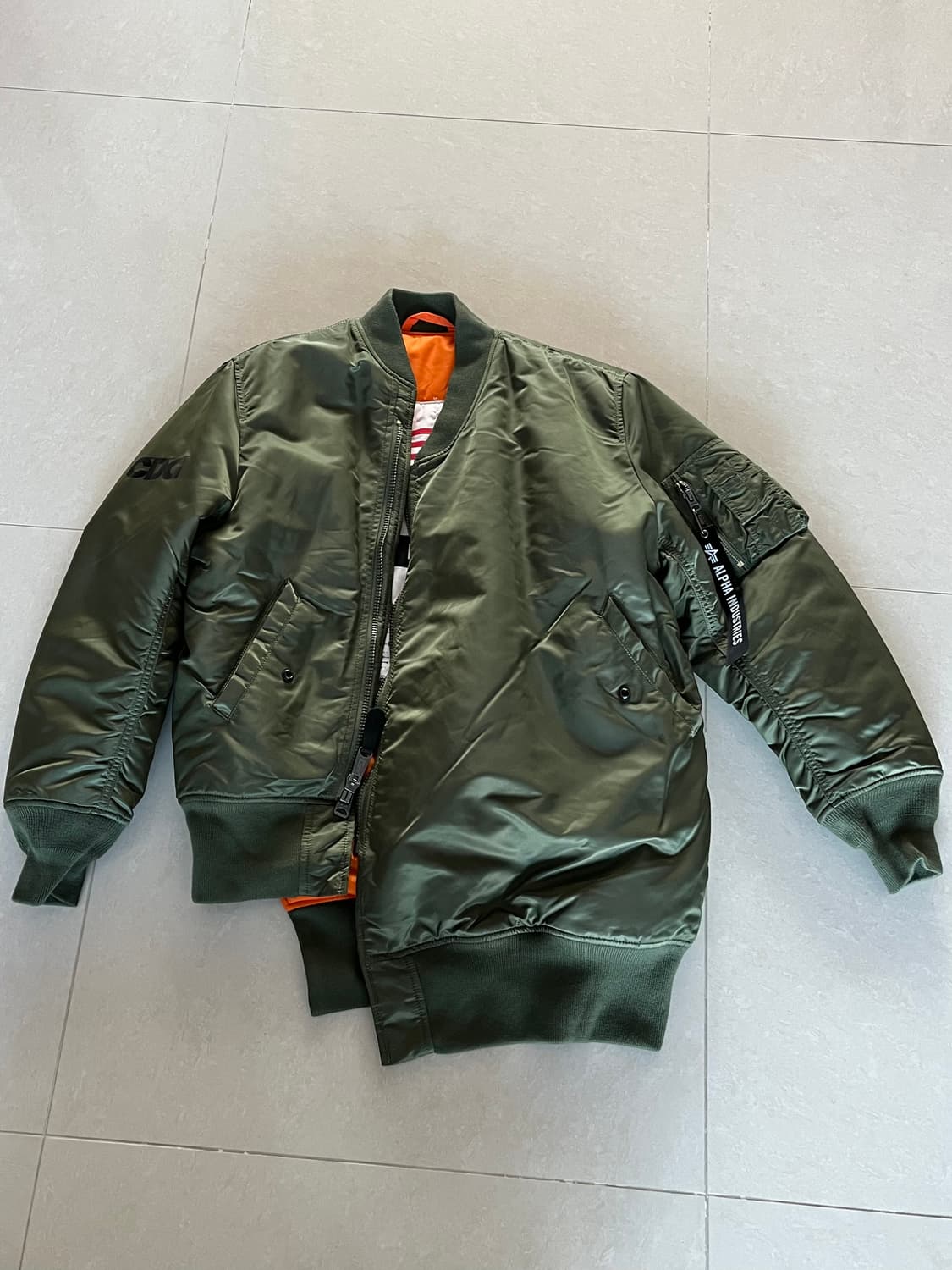 【極美品】CDG x ALPHA BIAS MA-1 JACKET S 2024 極美品】CDG x ALPHA BIAS MA-1 JACKET S 2024 CDG x ALPHA BIAS