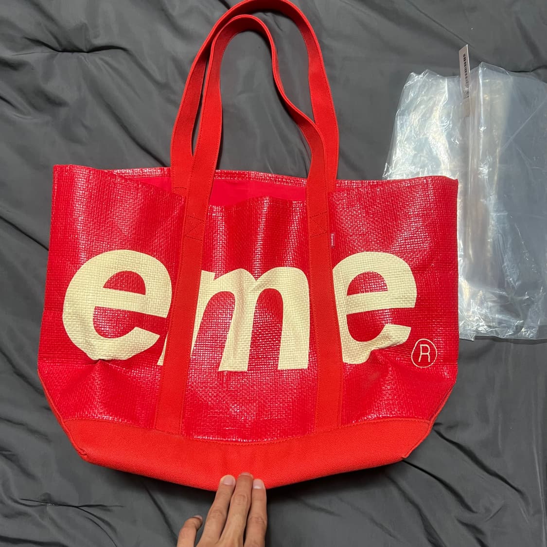 Supreme Raffia Tote Red - 20SS | 후루츠패밀리