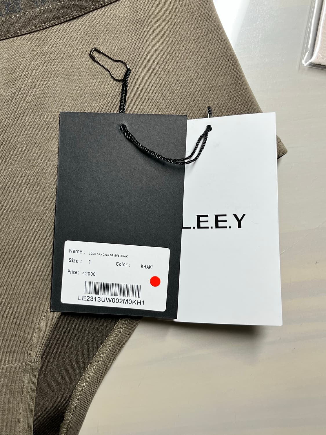 【L.E.E.Y】 LOGO BANDING BRIEFS LEEY LOGO BANDING BRIEFS KHAKI | 후루츠패밀리