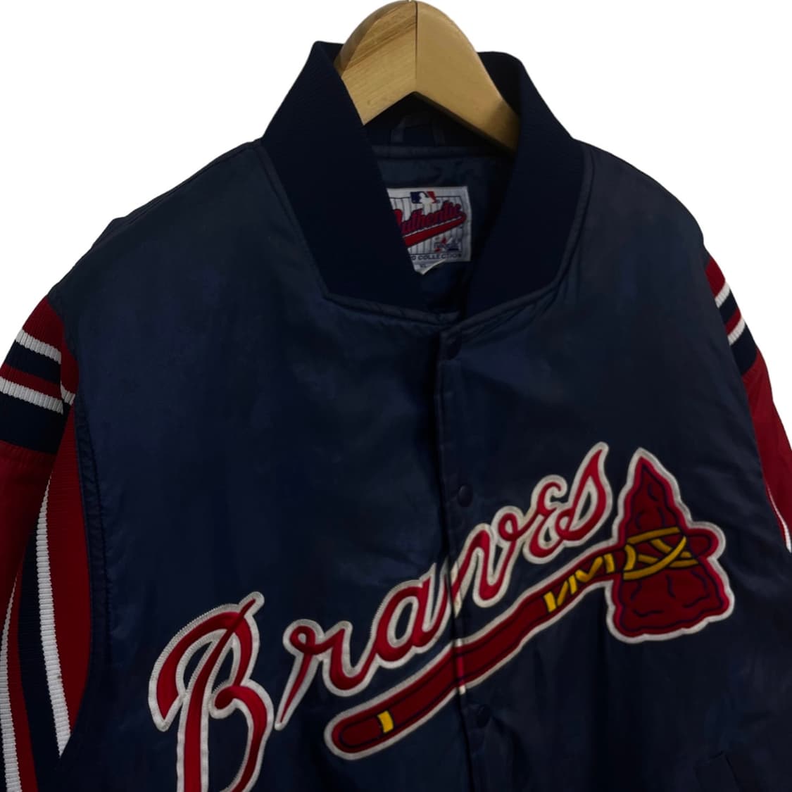 Veste Matelassée Atlanta Braves Majestic MLB - Taille L Bleue - Occasion Officiellement Licenciée