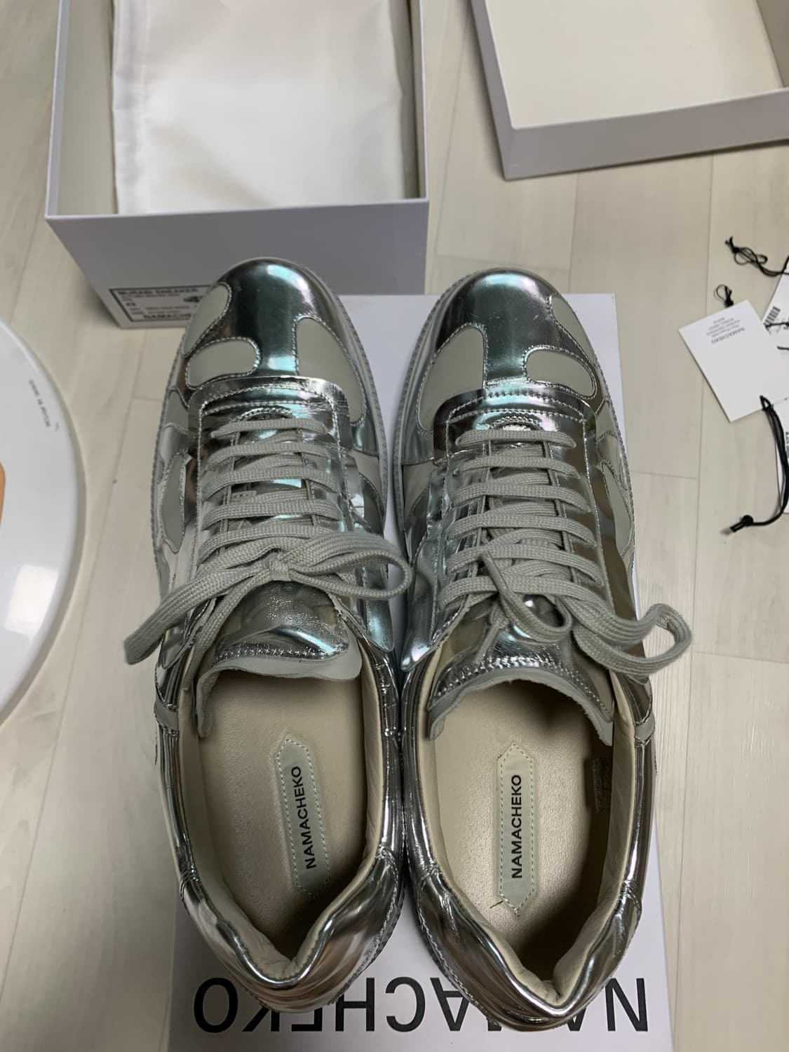 NAMACHEKO MURABI SNEAKER シルバー 40 Murabi Sneaker in Silver – SVRN