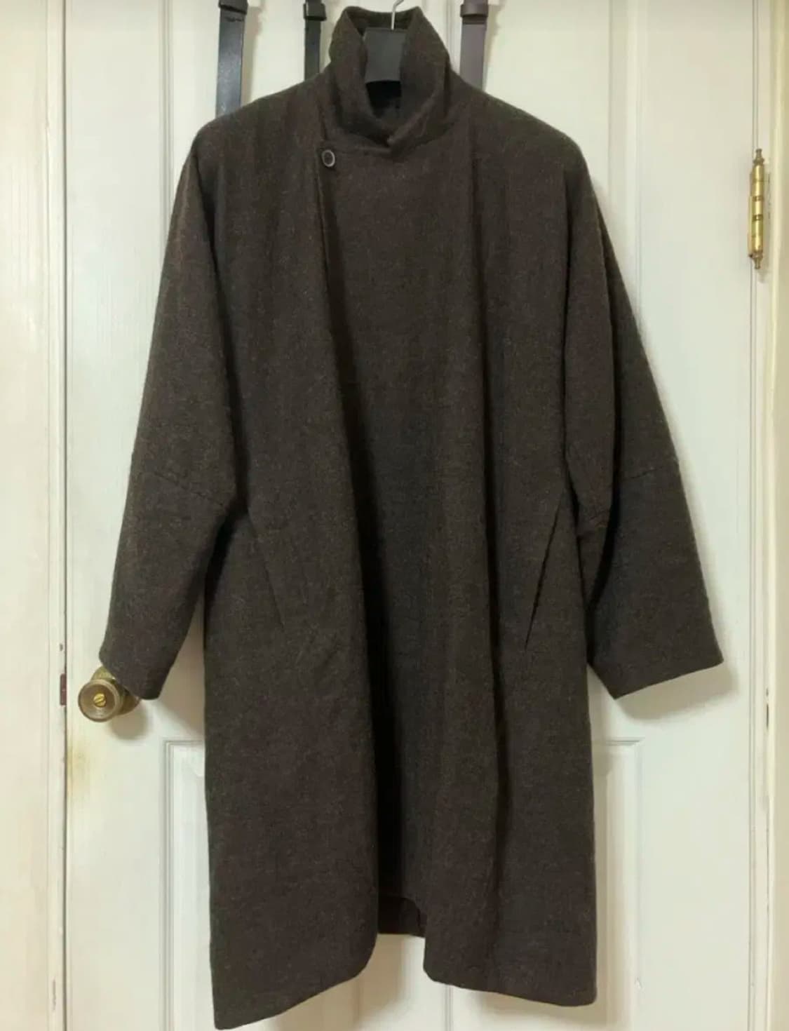 ジャケット・アウター JAN-JAN VAN ESSCHE 22AW COAT #27 Jan-Jan Van Essche Coat #27, Pitch Black – Glasswing