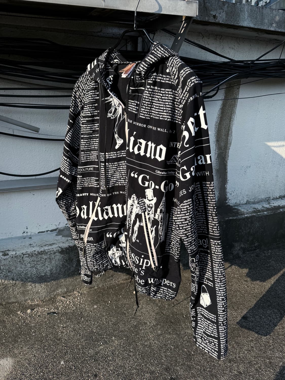 John Galliano 新聞プリントジャケット John galliano newspaper jacket