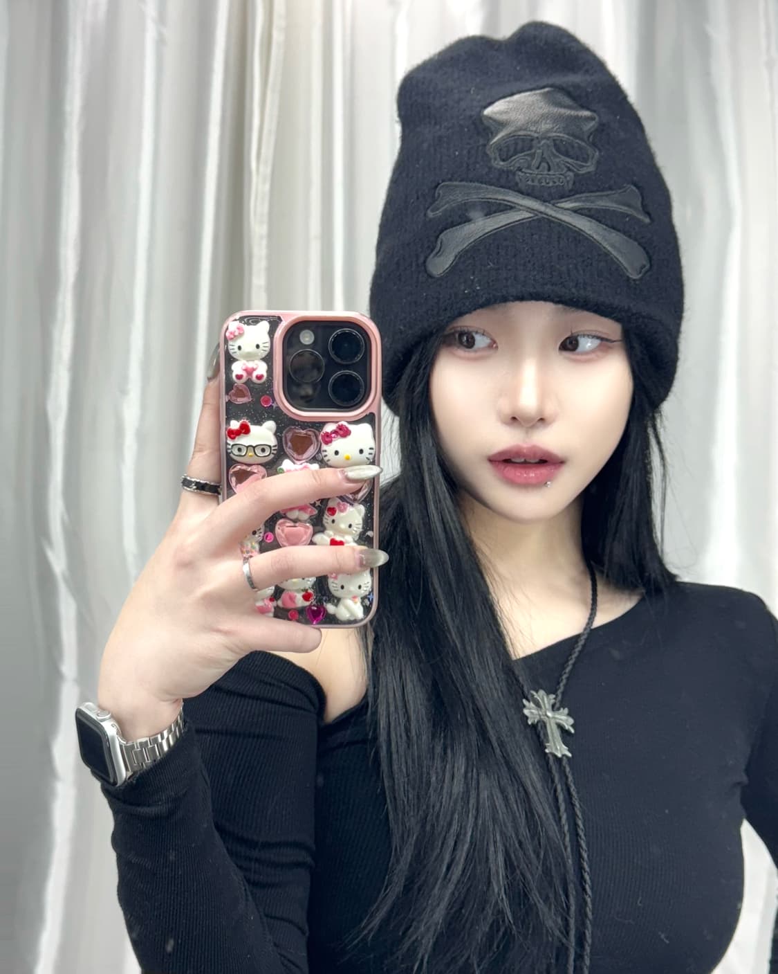 帽子 roen skull leather patch beanie roen skull leather patch beanie ROEN Skull Leather Beanie * sold