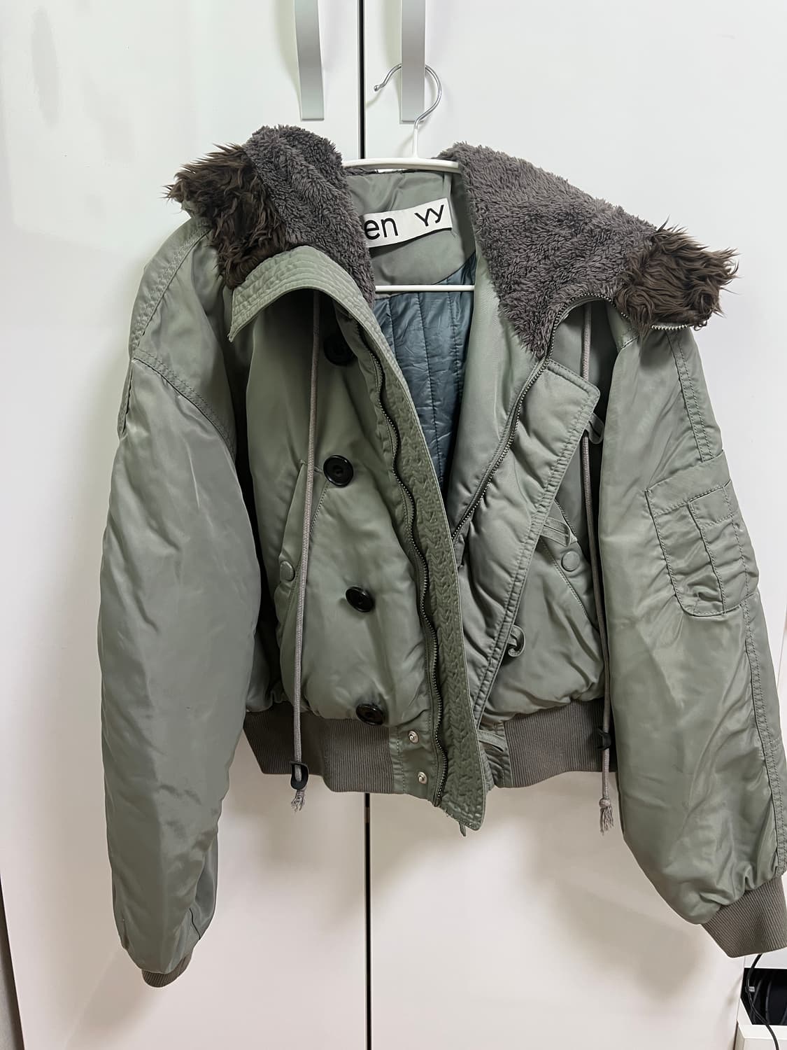 Open yy faux fur zipper hood | 후루츠패밀리