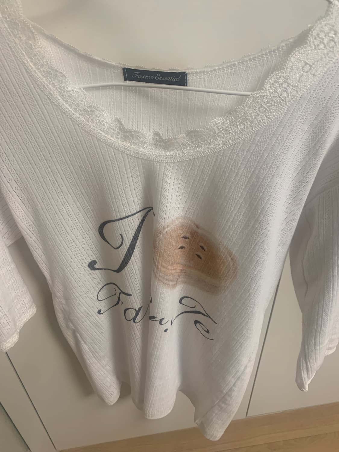 ★fa.er.ie★fa.er.ie lace T-shirt (ivory)★正規品/韓国送料込 fa.er.ie / フェアリー – SHEEP