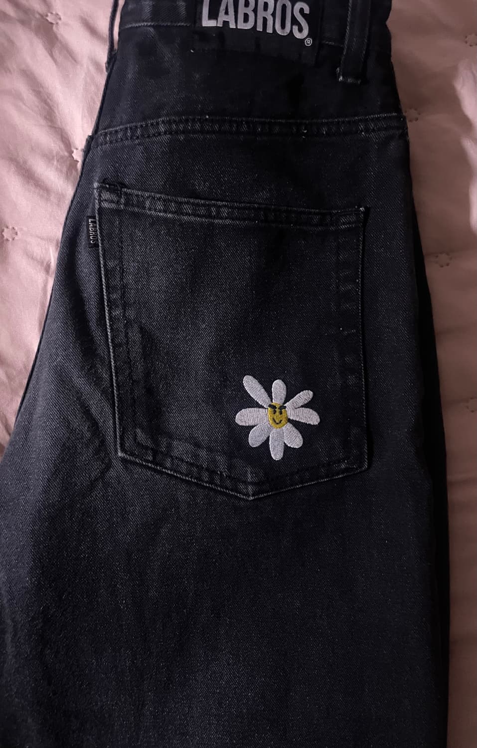 LABROS 黒 ワイドパンツ フラワー刺繍 LABROS ブラック ワイドパンツ 花刺繍 【公式通販】