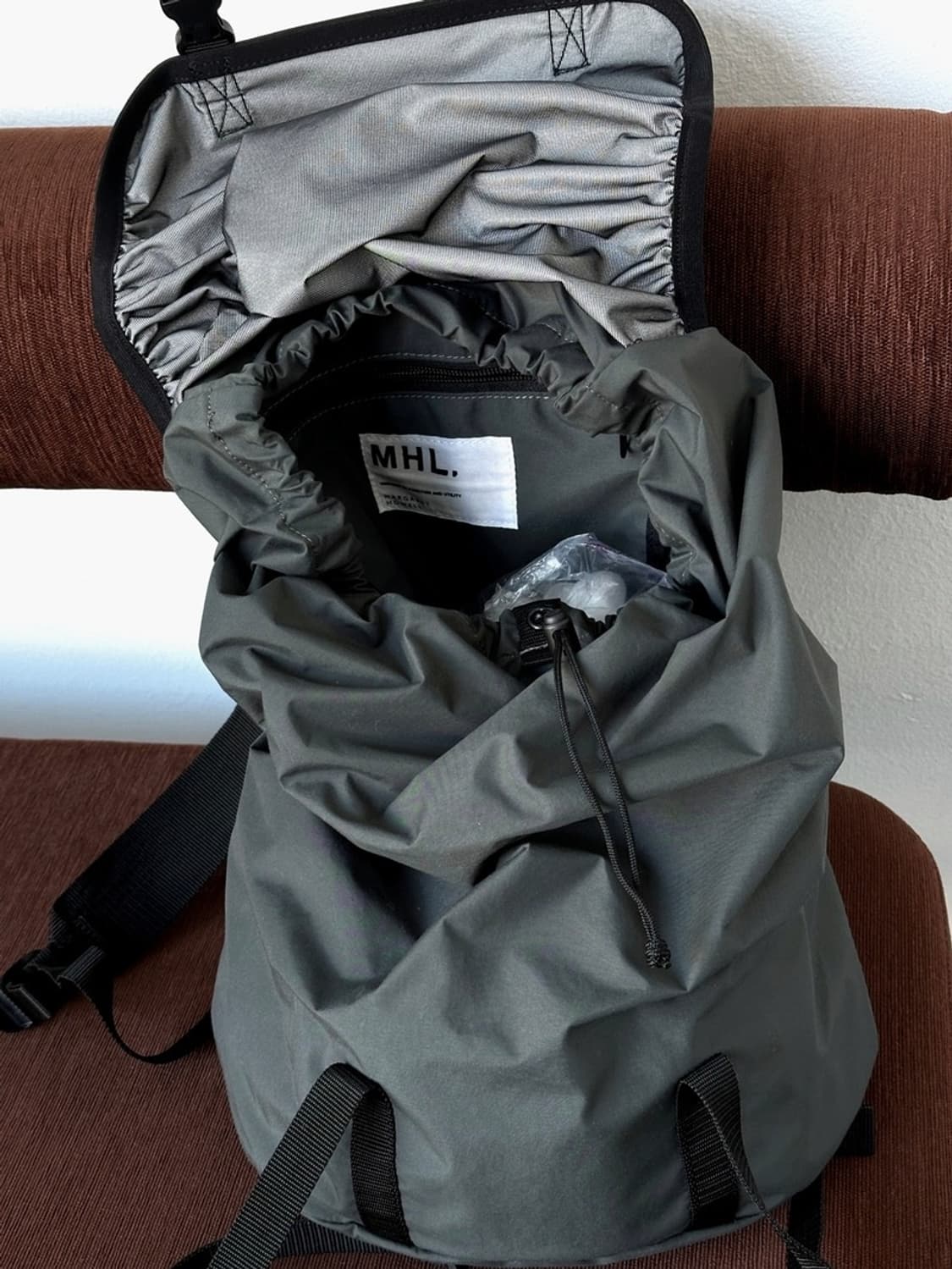 COTTON NYLON OXFORD BACKPACK | 후루츠패밀리