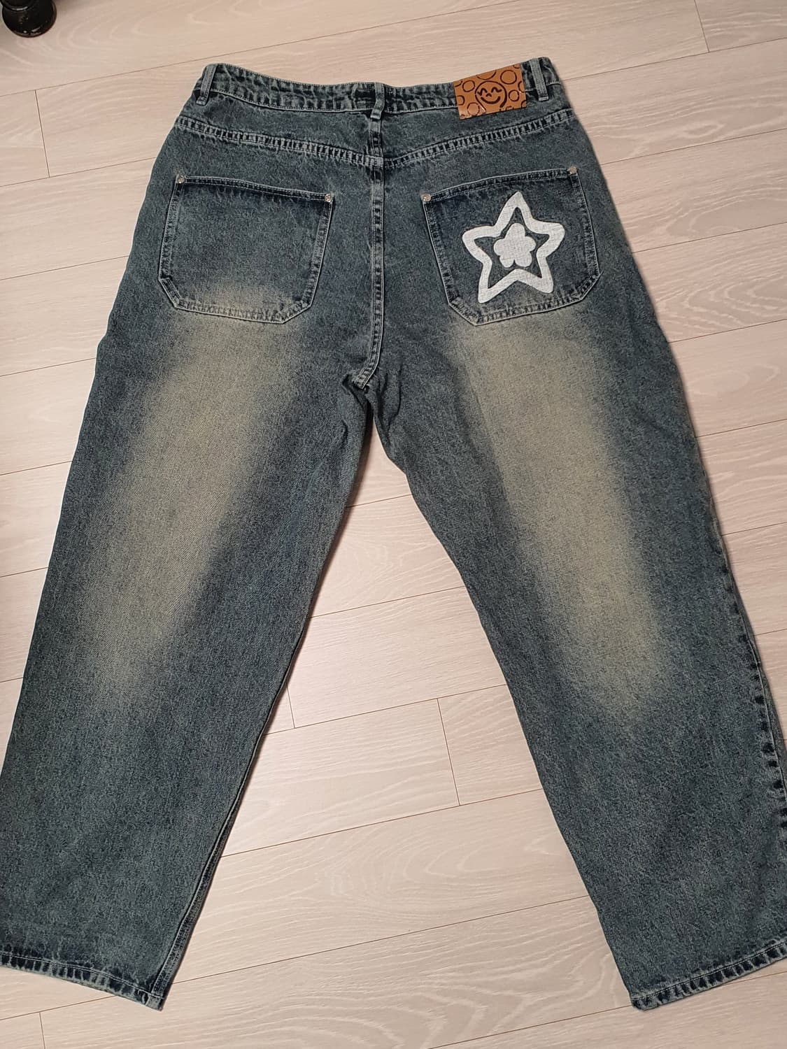 Starteam Washed Blue Star Jeans | 후루츠패밀리