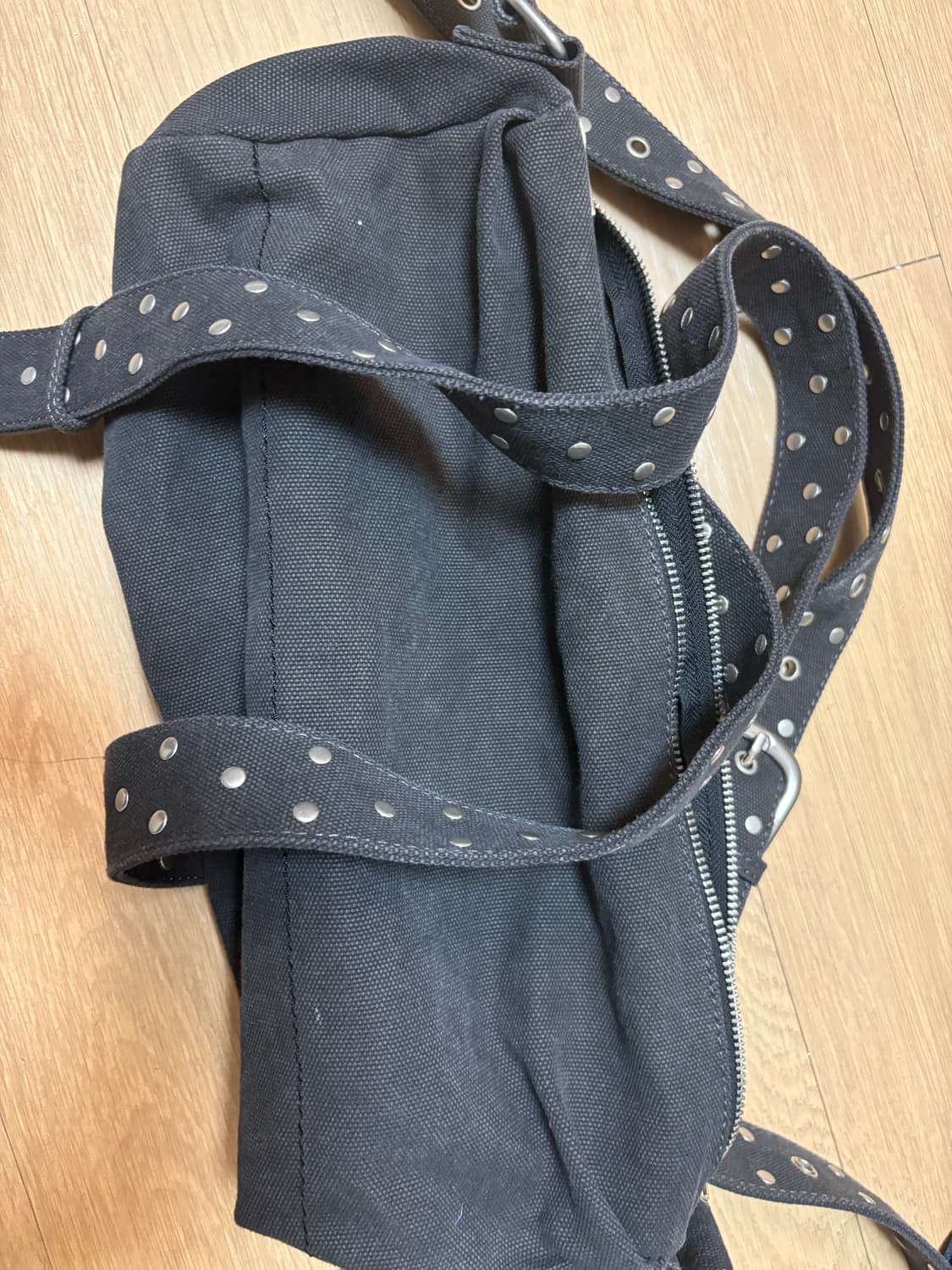 Protemoa EMPTINESS BAG | 후루츠패밀리