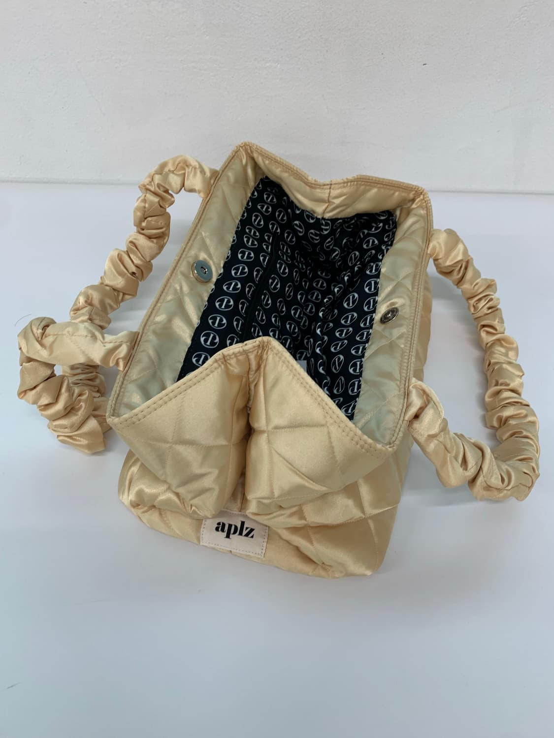 PLZPROJECT square quilting bag | 후루츠패밀리