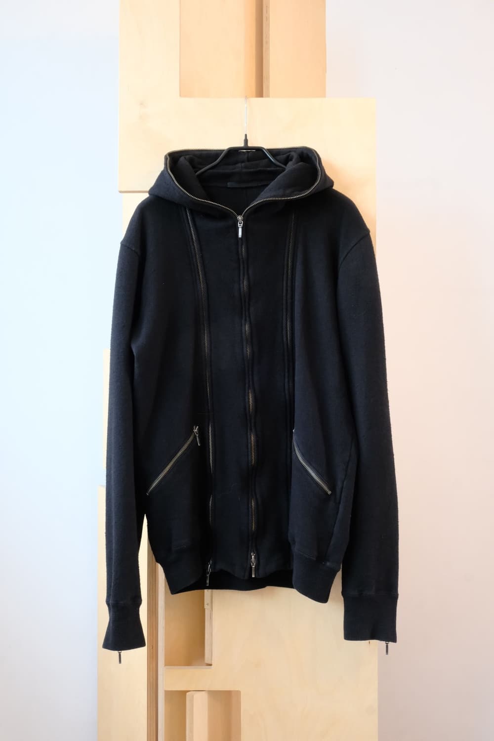 the viridi-anne Multiple zip hoodie The Viridi-anne Multi Zipper