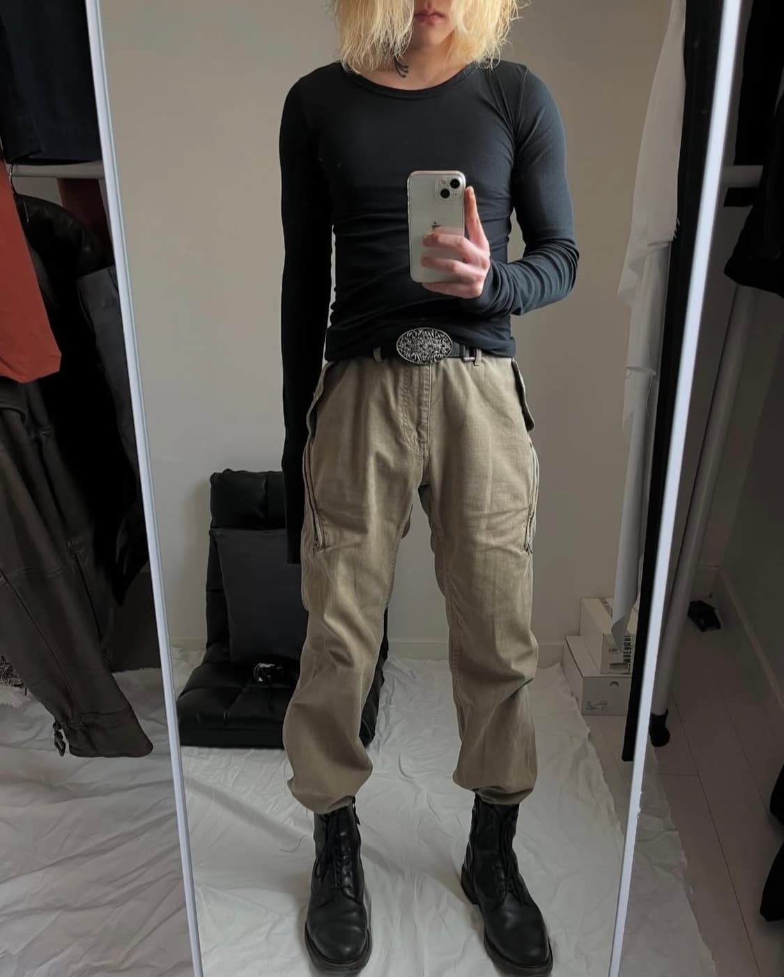 FINAL HOME Back Zip Gimmick Pants | 후루츠패밀리