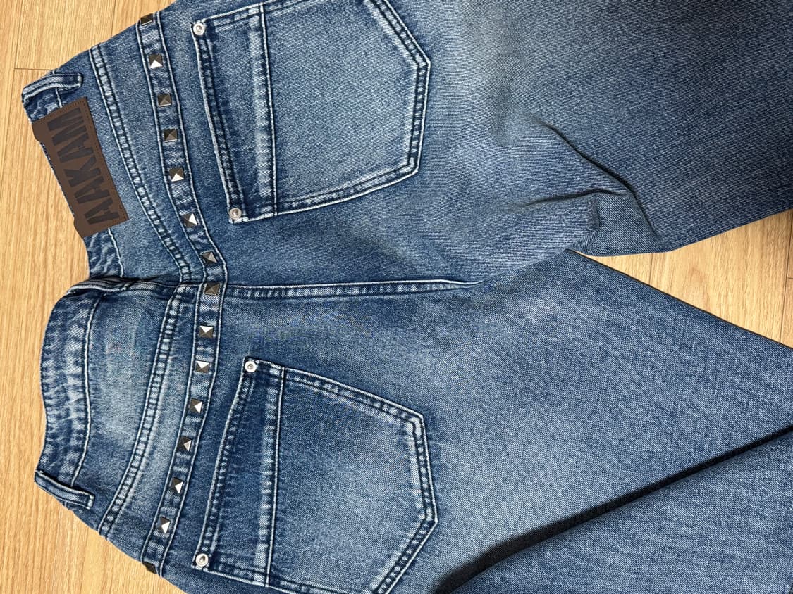 아캄 스터드 데님 팬츠 블루 Back Studded Denim Pants | 후루츠패밀리