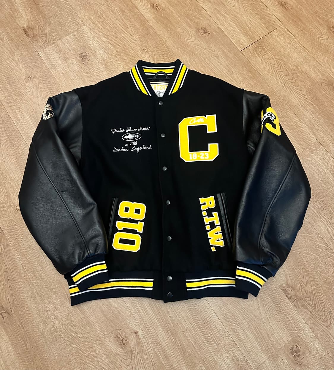 코르테이즈 바시티 자켓 corteiz goat varsity jacket | 후루츠