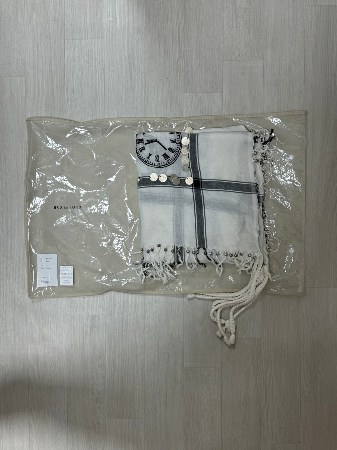 Bed j.w ford scarf | 후루츠패밀리