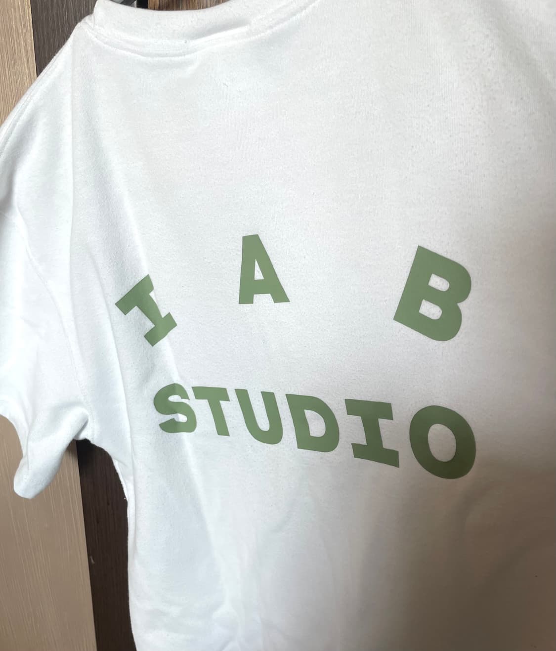 IAB Studio T-Shirt White Light Green (M) | 후루츠패밀리