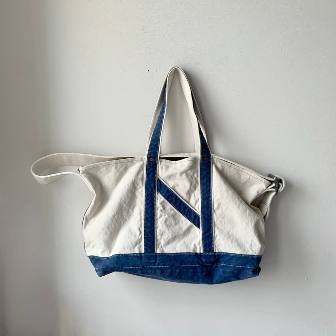 L.LESH SHOULDER TOTE BAG 25SS NICENESS Shoulder Tote Bag