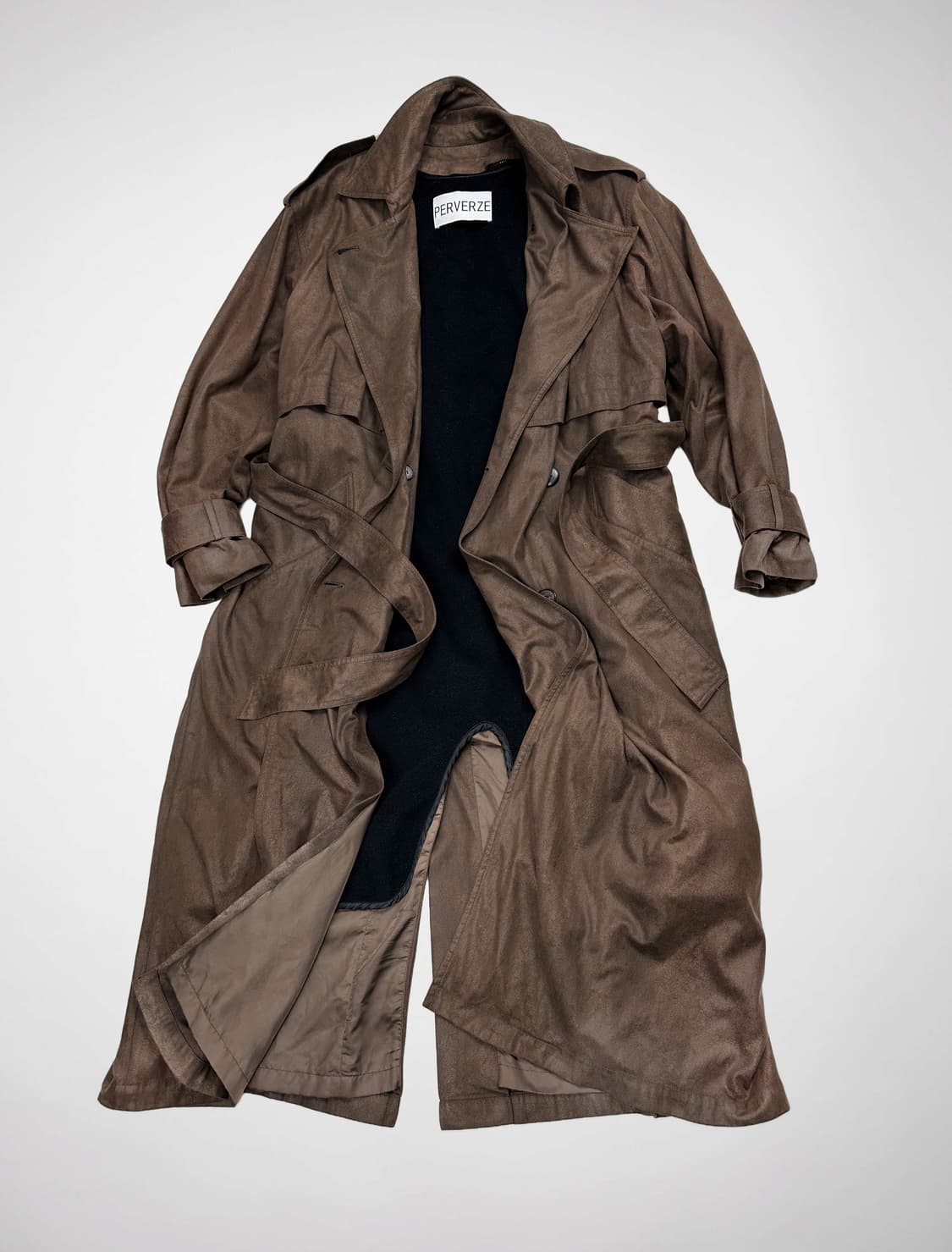 美品！PERVERZE トレンチコート PERVERZE トレンチコート - メルカリ