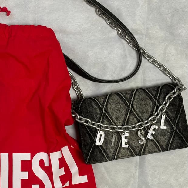 Diesel 디젤 Charm-D Wallet Strap 가방