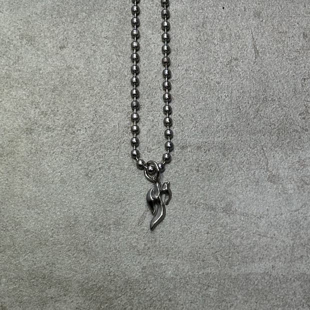 Undercover 02AW Vampire Necklace | 후루츠패밀리