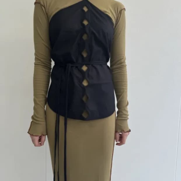 baserange cessa ligo top black | 후루츠패밀리
