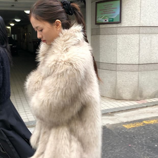 韓国商品/ANGELOVIANCO Nette Fur Jacket 안젤로 비안코]Nette Fur Jacket