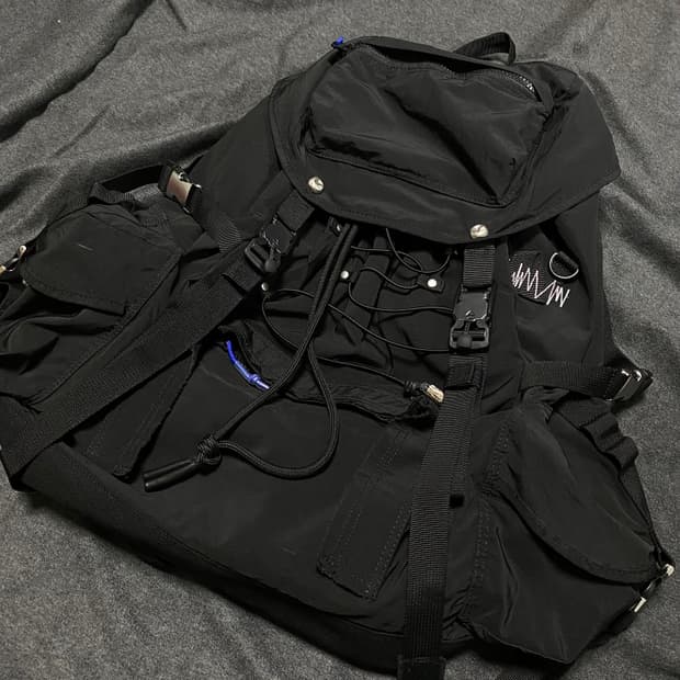 아더에러 와일드백팩 블랙 (21ss) | 후루츠패밀리