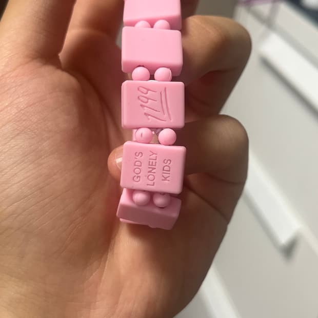 Bazo1199 god's lonely kids pink | 후루츠패밀리