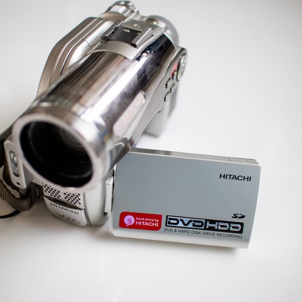 ★ JVC GZ-E750-W Yahoo!オークション -「gz e750」の落札相場・落札価格