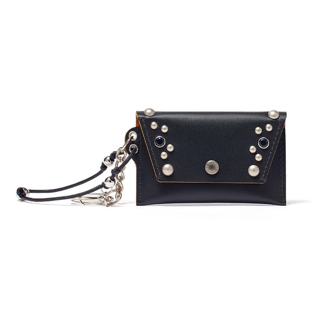 Open yy STUD CARD CASE KEYCHAIN, BLACK | 후루츠패밀리