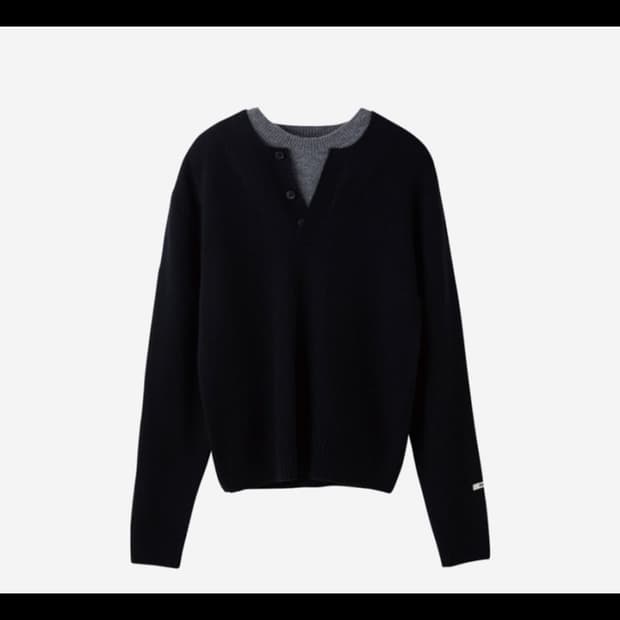 Coyseio reversible collar longsleeve | 후루츠패밀리
