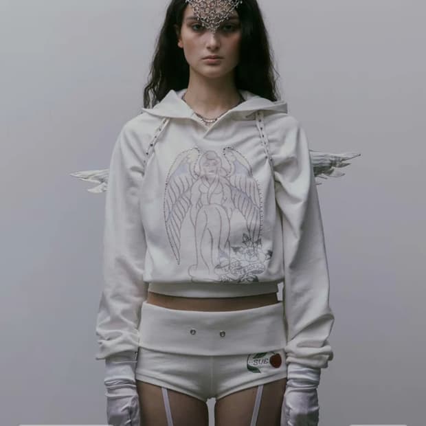 Sculptor X Ed Hardy] Angel Hoodie White | 후루츠패밀리