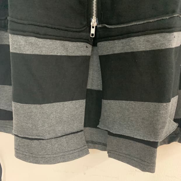 YOUTHBATH YB x Oliwa Striped Sleeveless | 후루츠패밀리