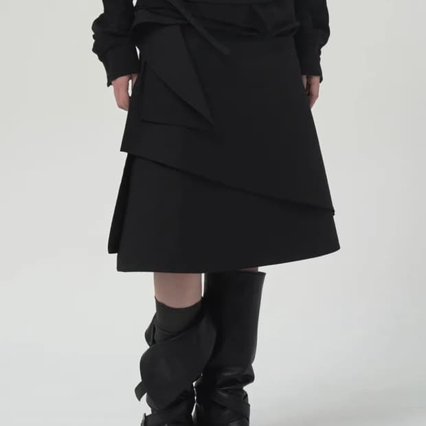 미세키서울 Shirring ruffle midi skirt BLACK | 후루츠패밀리