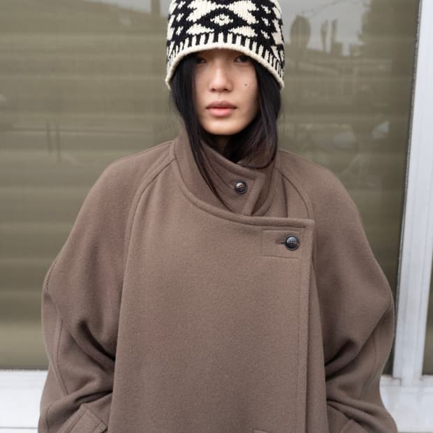 Low Classic 로우클래식 Jacquard bucket beanie ivory