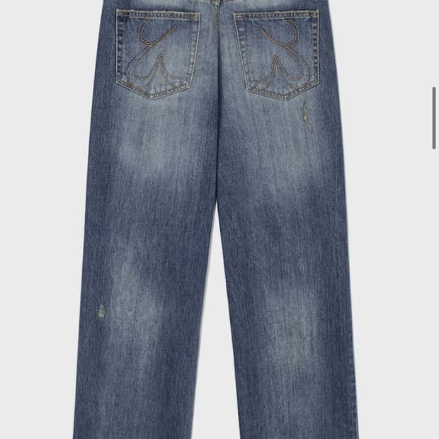韓国商品/TREEMINGBIRD Leopard Curved Balloon Fit Denim Pants 트리밍버드(TREEMINGBIRD) Leopard Curved Balloon Fit Denim