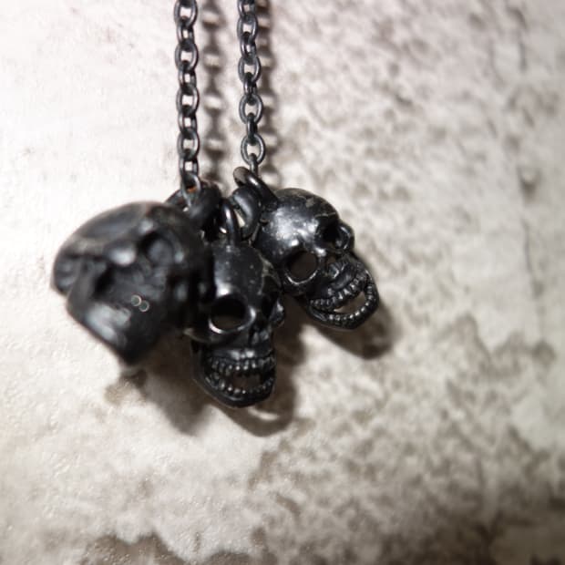 アクセサリー UNDERCOVER 02AW Demon Vampire Necklace UNDERCOVER 02AW Demon Vampire Necklace - メルカリ