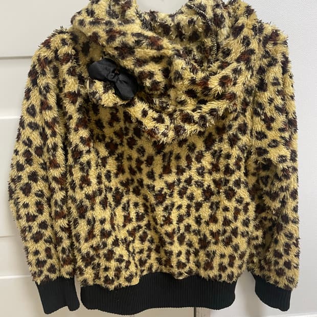 国内で当店のみ CFIERCE - CUTIE LEOPARD HOODED SCARF CUTIE LEOPARD HOODED SCARF – CFierce