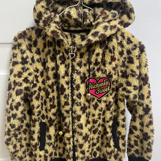 cutie leopard hooded scarf | 후루츠패밀리