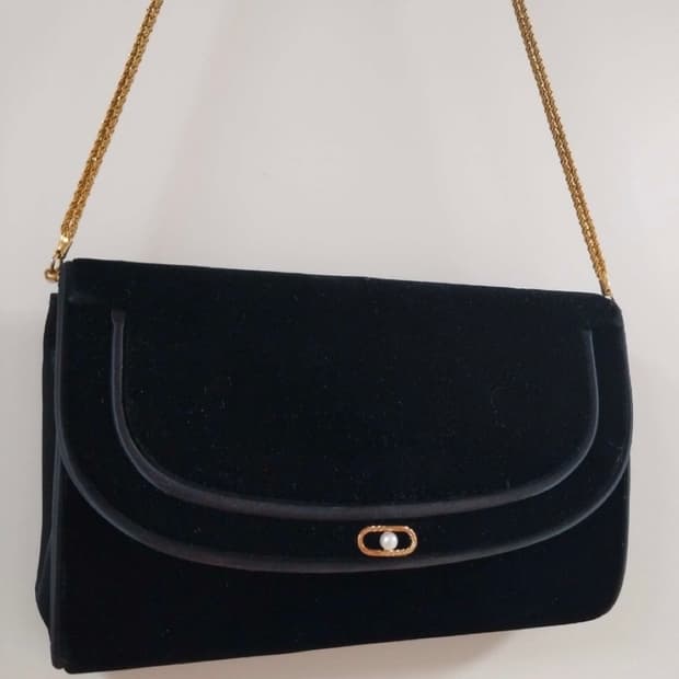MIKIMOTO CHAIN BAG | 후루츠패밀리