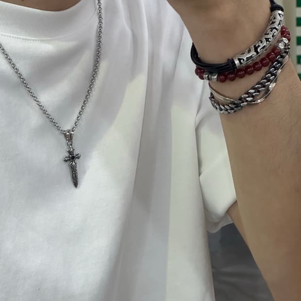 Undercover 02AW Demon Vampire Necklace | 후루츠패밀리