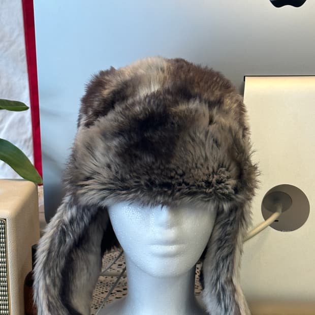Supreme Faux Fur Trooper Fw20 | 후루츠패밀리