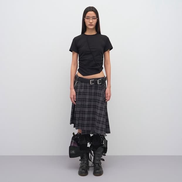 Open yy HUG&HEART CUTOUT SKIRT | 후루츠패밀리