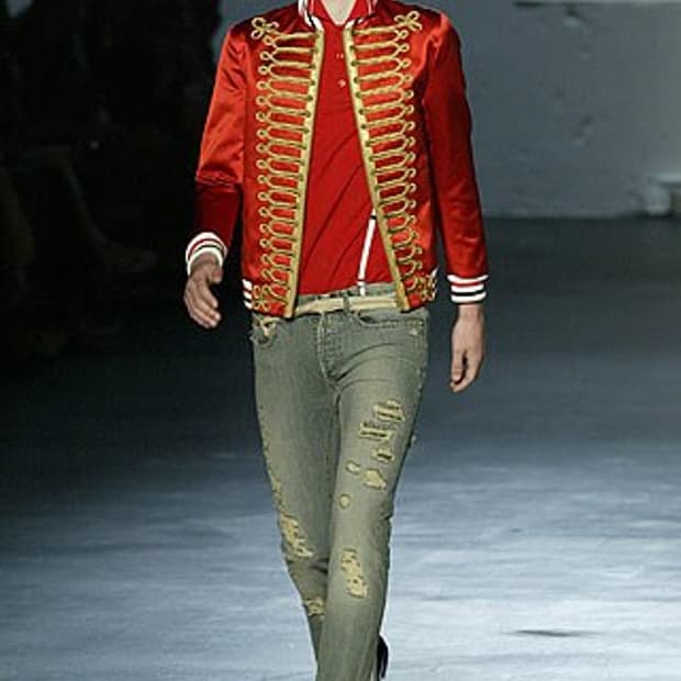 dsquared2 05FW RUNWAY