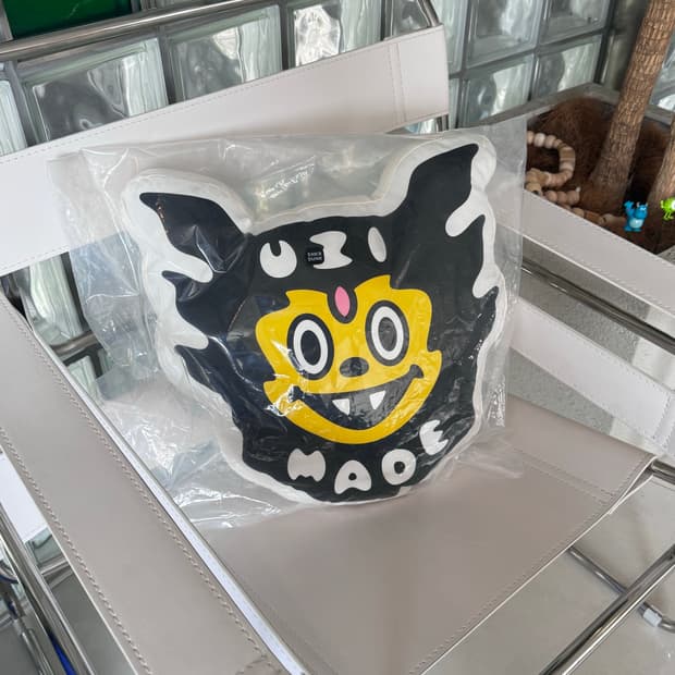 Human Made 2만기념SALE/우지 메이드 쿠션 UZI MADE CUSHION